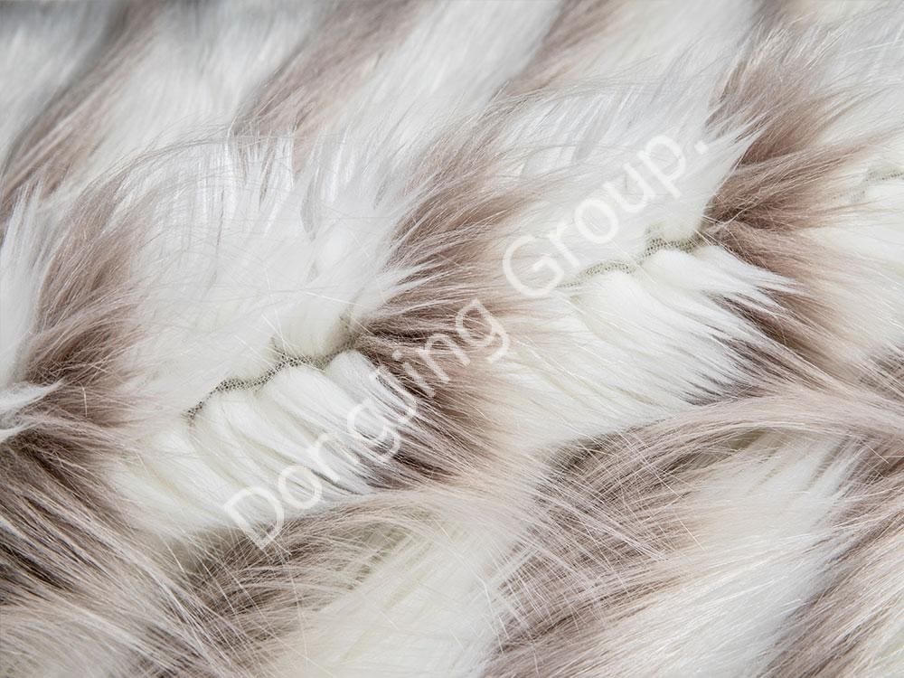 9W1151-Tricolor jacquard bulu anjing serigala berongga faux fur fabric