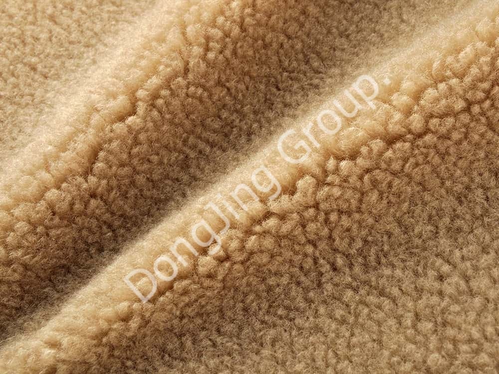 DP0647-Gongmi Rolling Bundle faux fur fabric