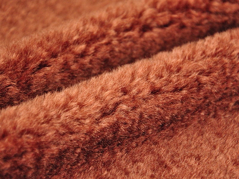 XKT0253-Toka kecil Ruby faux fur fabric